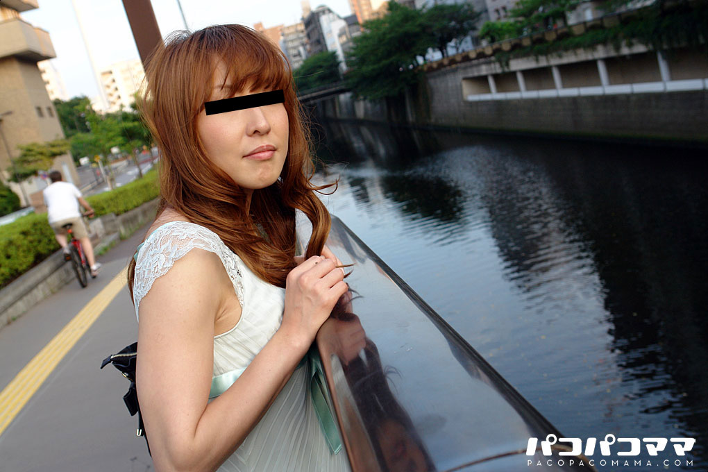  アナル狂いの人妻