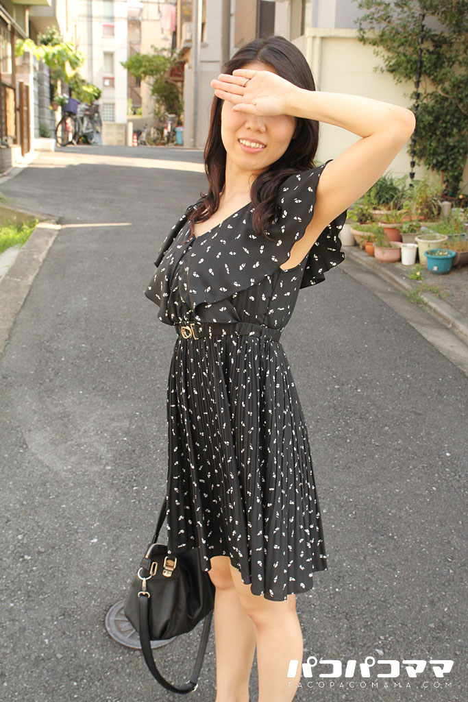  ベリーダンスで、膣圧を鍛える人妻